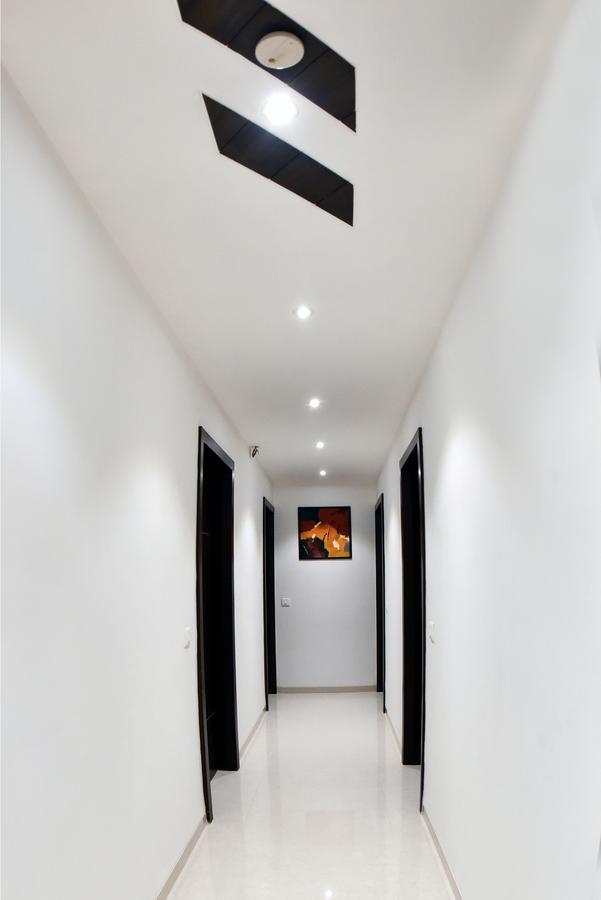 Fabhotel Prime Sky Light Vadodara Exterior photo